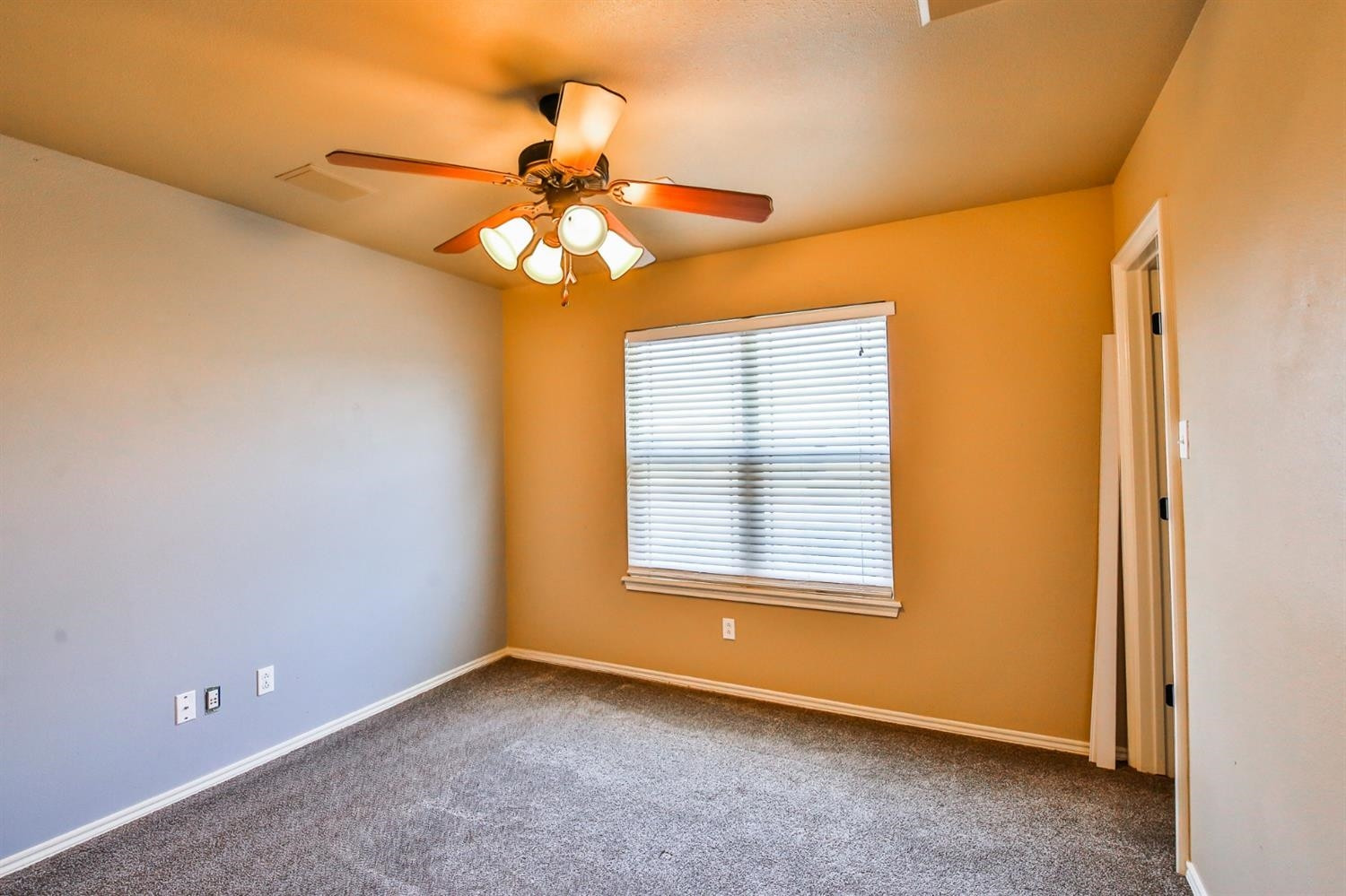 6402 93rd Street Lubbock, TX 79424 - Photo 15 of 28 Photo 15