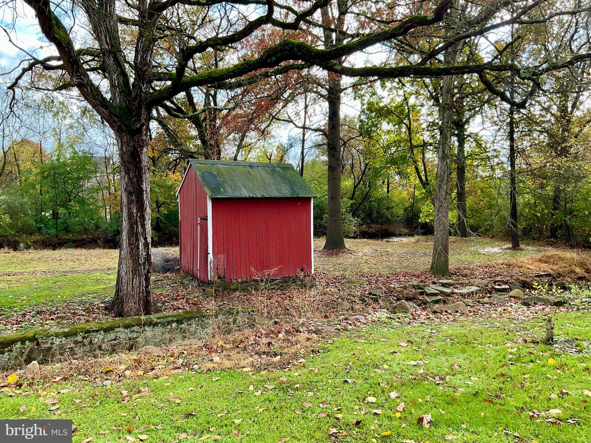1145 Reading Road Narvon, PA 17555 - Photo 10 of 62 a fire hydrant in the middle of a field