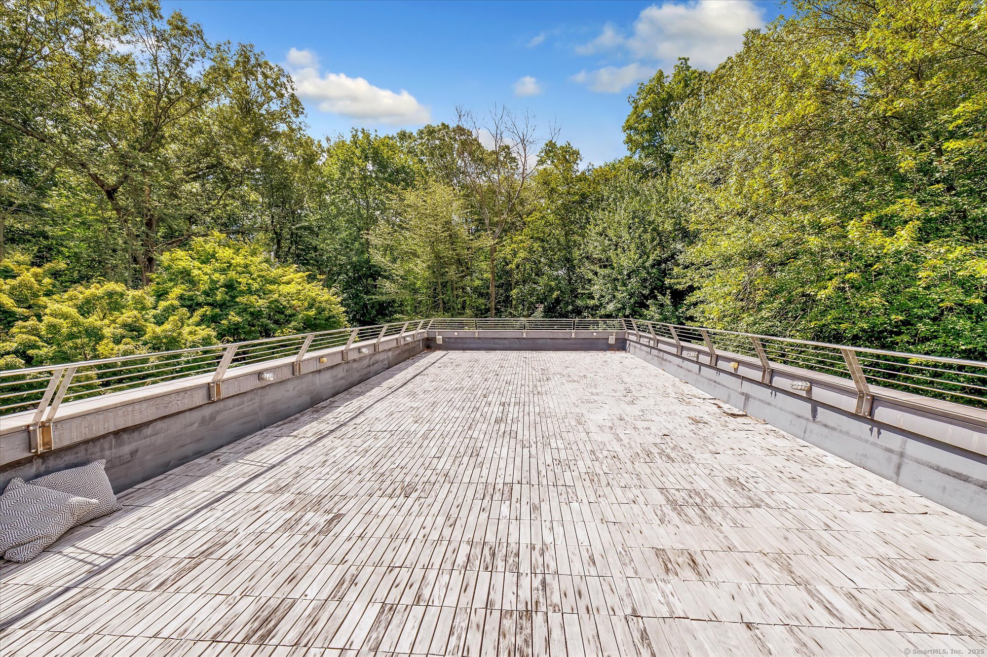 19 A Darbrook Road Westport, CT 06880 - Photo 36 of 40 a view of a terrace view