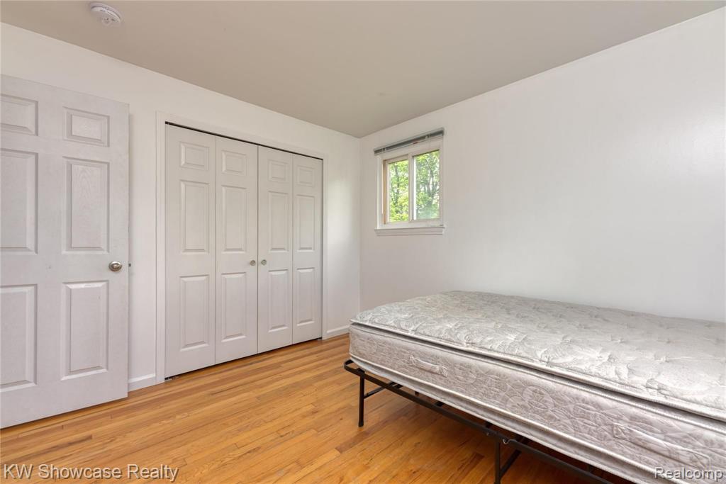 3276 Williamsburg Road Ann Arbor, MI 48108 - Photo 12 of 18