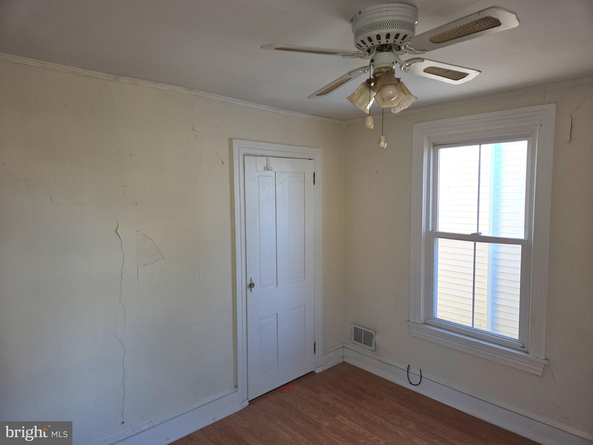 531 Broad Street Beverly, NJ 08010 - Photo 16 of 19