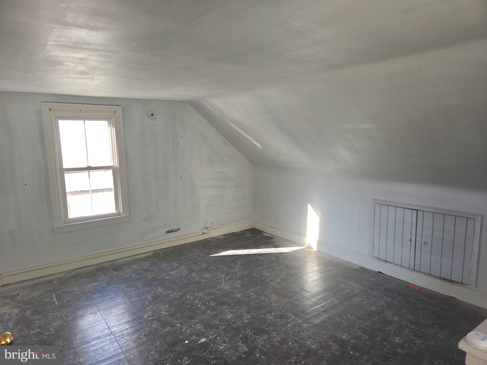 531 Broad Street Beverly, NJ 08010 - Photo 17 of 19