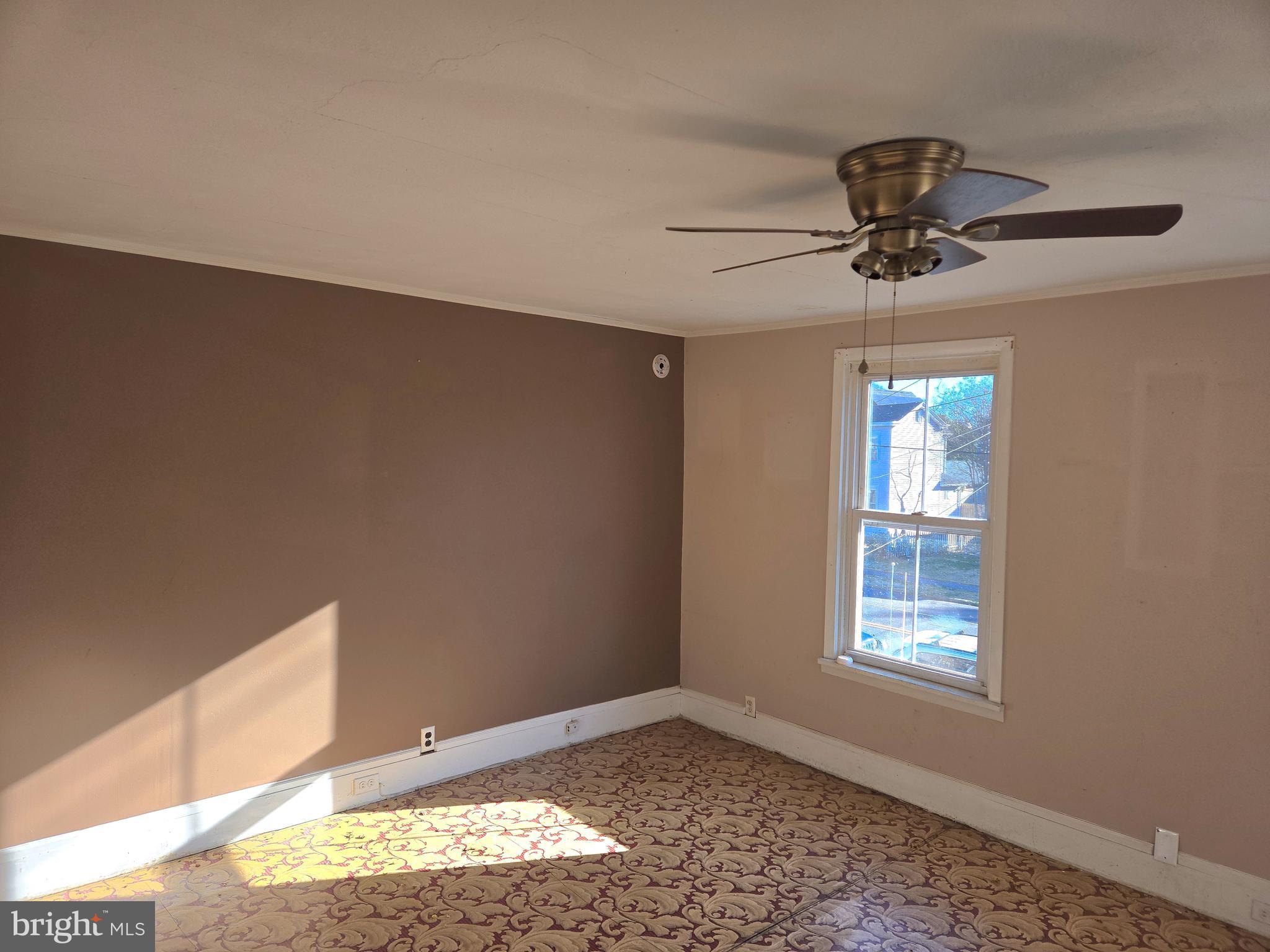 531 Broad Street Beverly, NJ 08010 - Photo 7 of 19