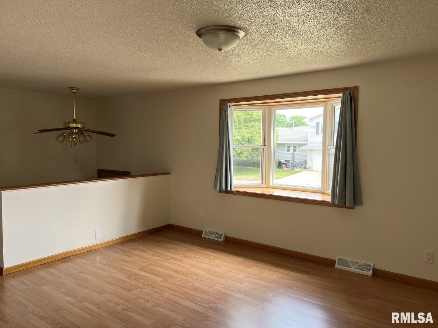 709 Locust Street Tipton, IA 52772 - Photo 17 of 37 Gallery Image 17