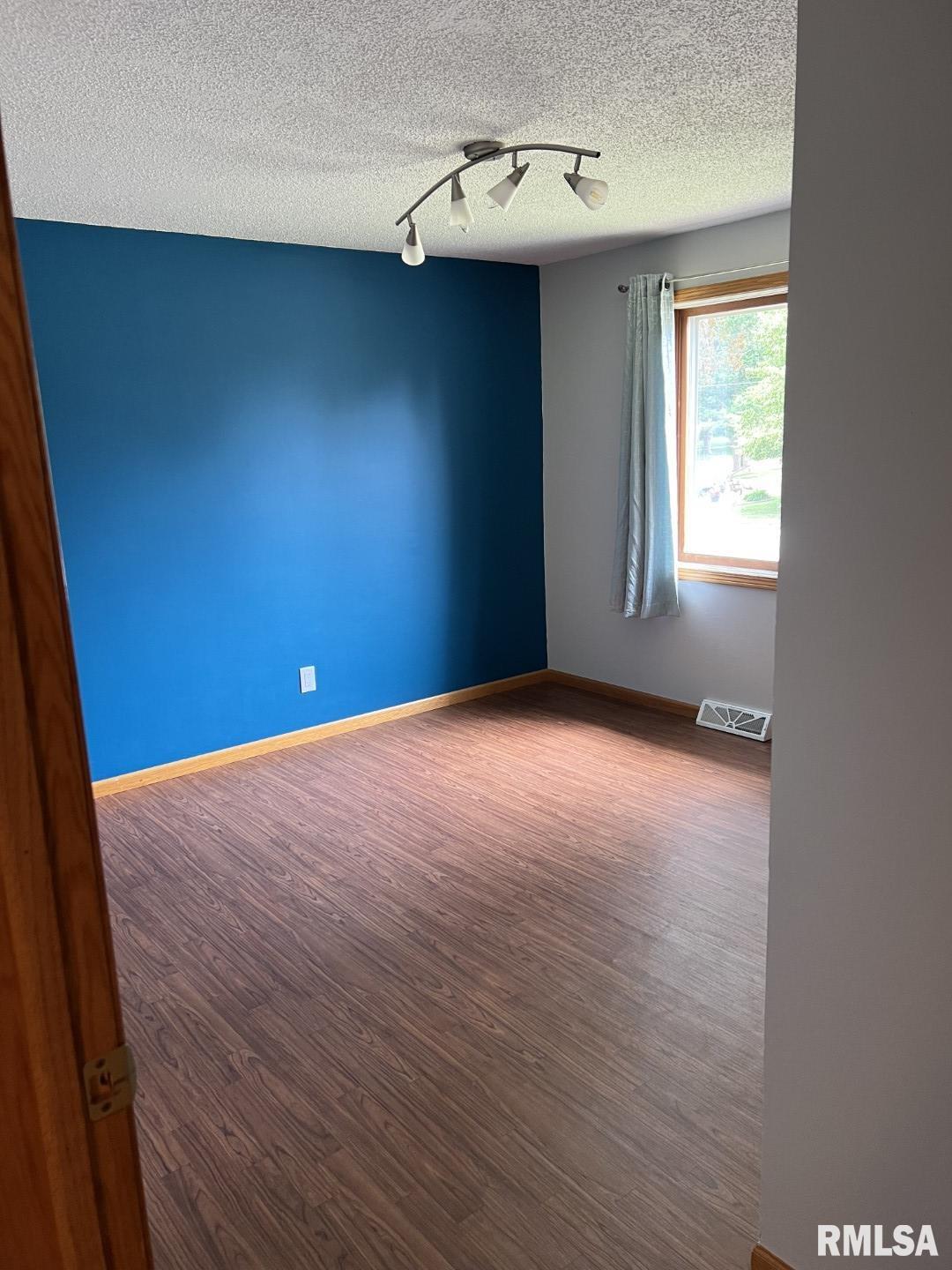 709 Locust Street Tipton, IA 52772 - Photo 23 of 37 Gallery Image 23