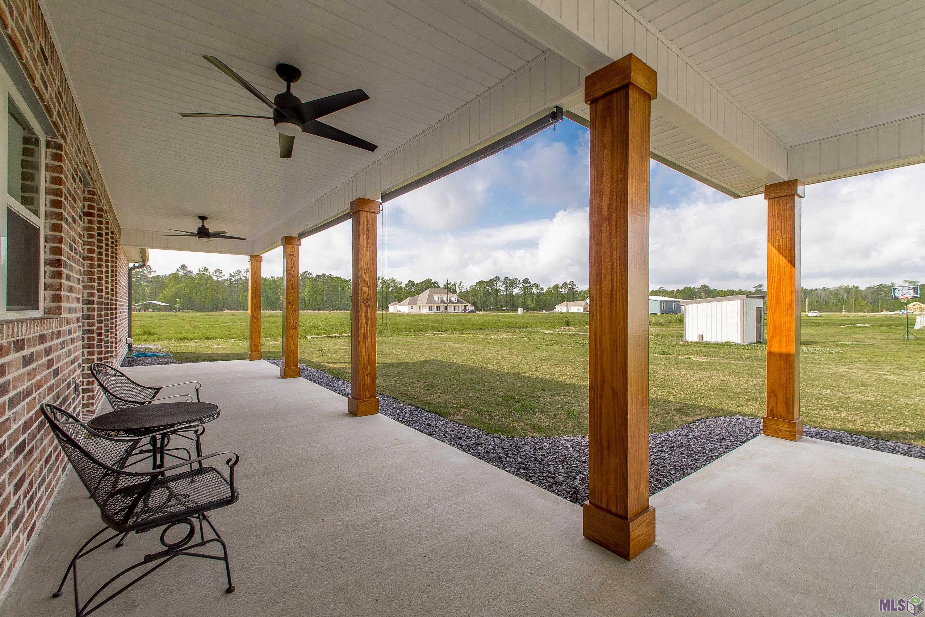 20204 Palmer Road Livingston, LA 70754 - Photo 4 of 35