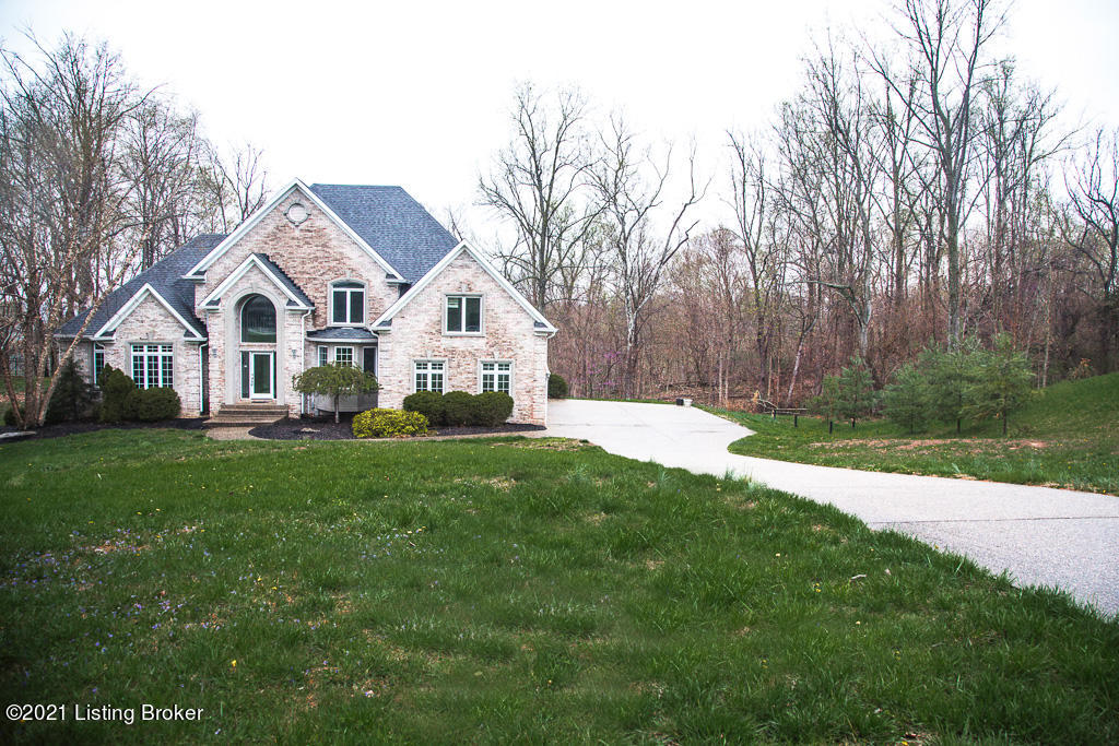 1303 Ridge Pointe Goshen, KY 40026 - Photo 2 of 52 Front of House