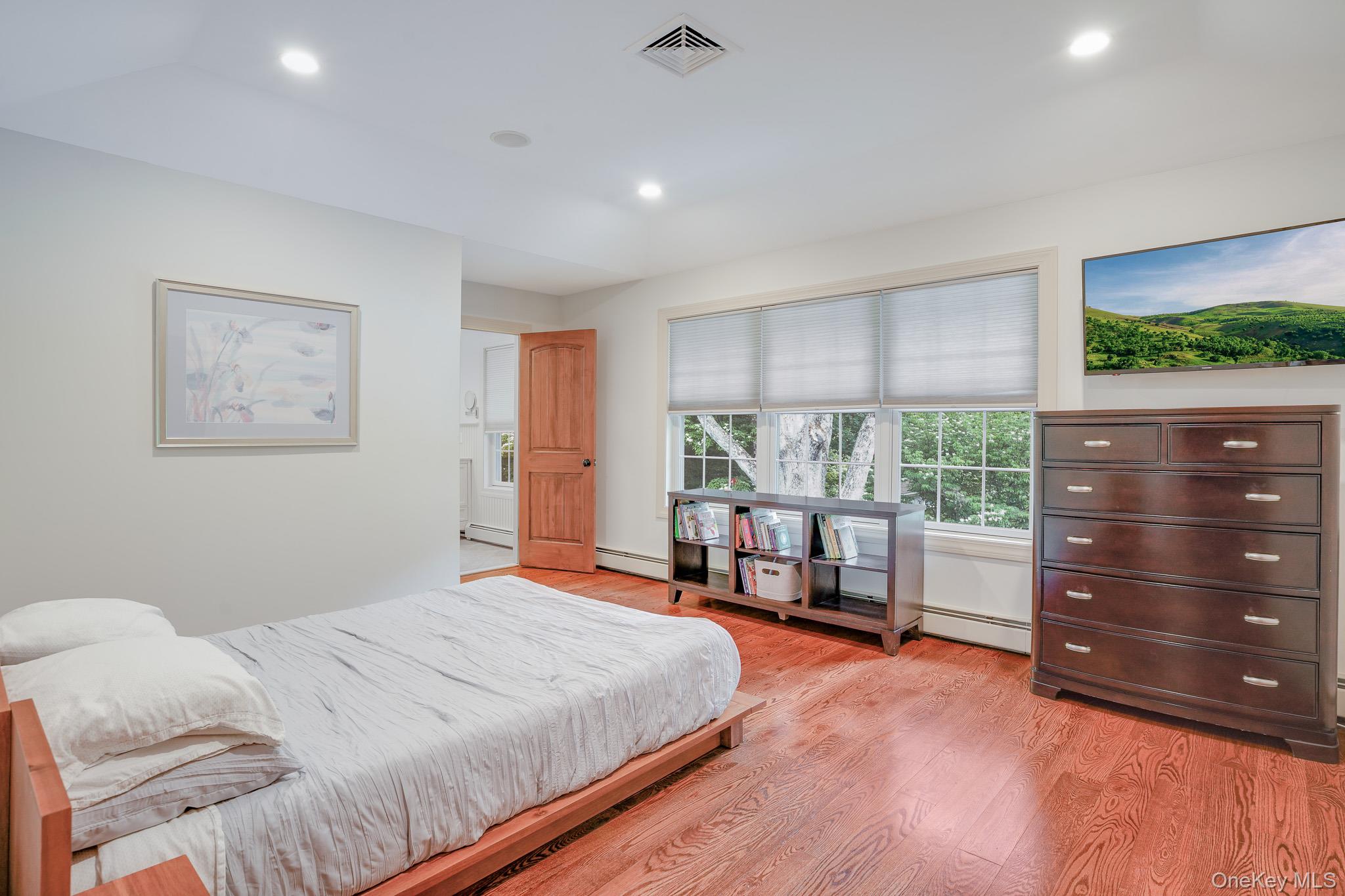 1332 Baldwin Road Yorktown Heights, NY 10598 - Photo 33 of 50 Bedroom