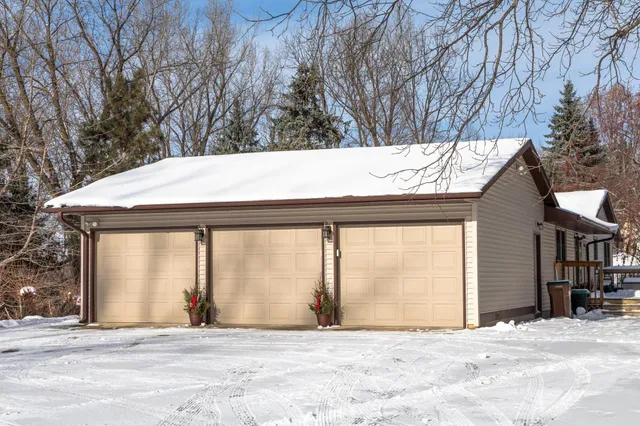 $399,000 | 7610 50th Street North, Lake Elmo, MN 55042