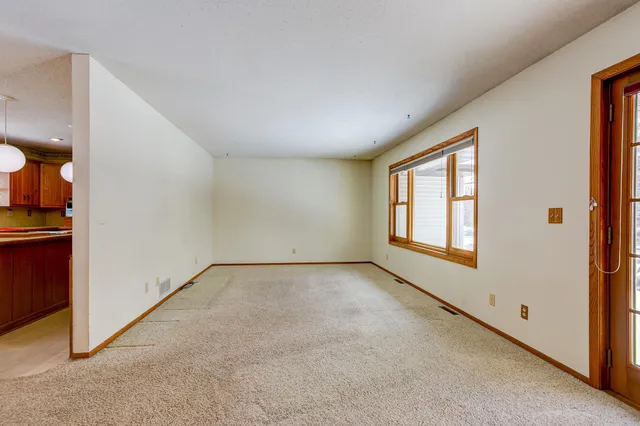 $399,000 | 7610 50th Street North, Lake Elmo, MN 55042