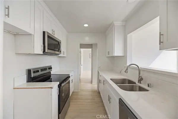$419,900 | 505 Cedar Avenue, Unit 2A, Long Beach, CA 90802