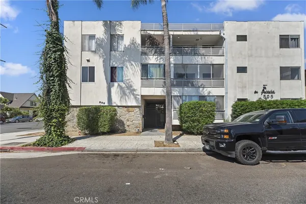 $419,900 | 505 Cedar Avenue, Unit 2A, Long Beach, CA 90802