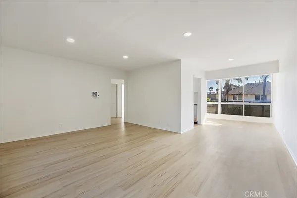 $419,900 | 505 Cedar Avenue, Unit 2A, Long Beach, CA 90802