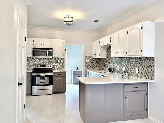 $1,114,000 | 1903 Canyon Edge Drive, Austin, TX 78733