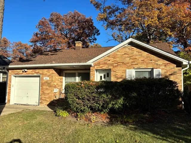$200,000 | 317 North Jackson Street, Waukegan, IL 60085