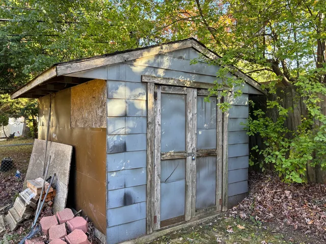 $200,000 | 317 North Jackson Street, Waukegan, IL 60085