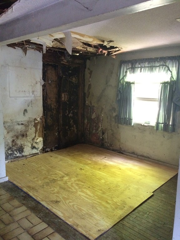 43 Stonehill Road Boston, MA 02136 - Photo 9 of 15 Gallery Image 9