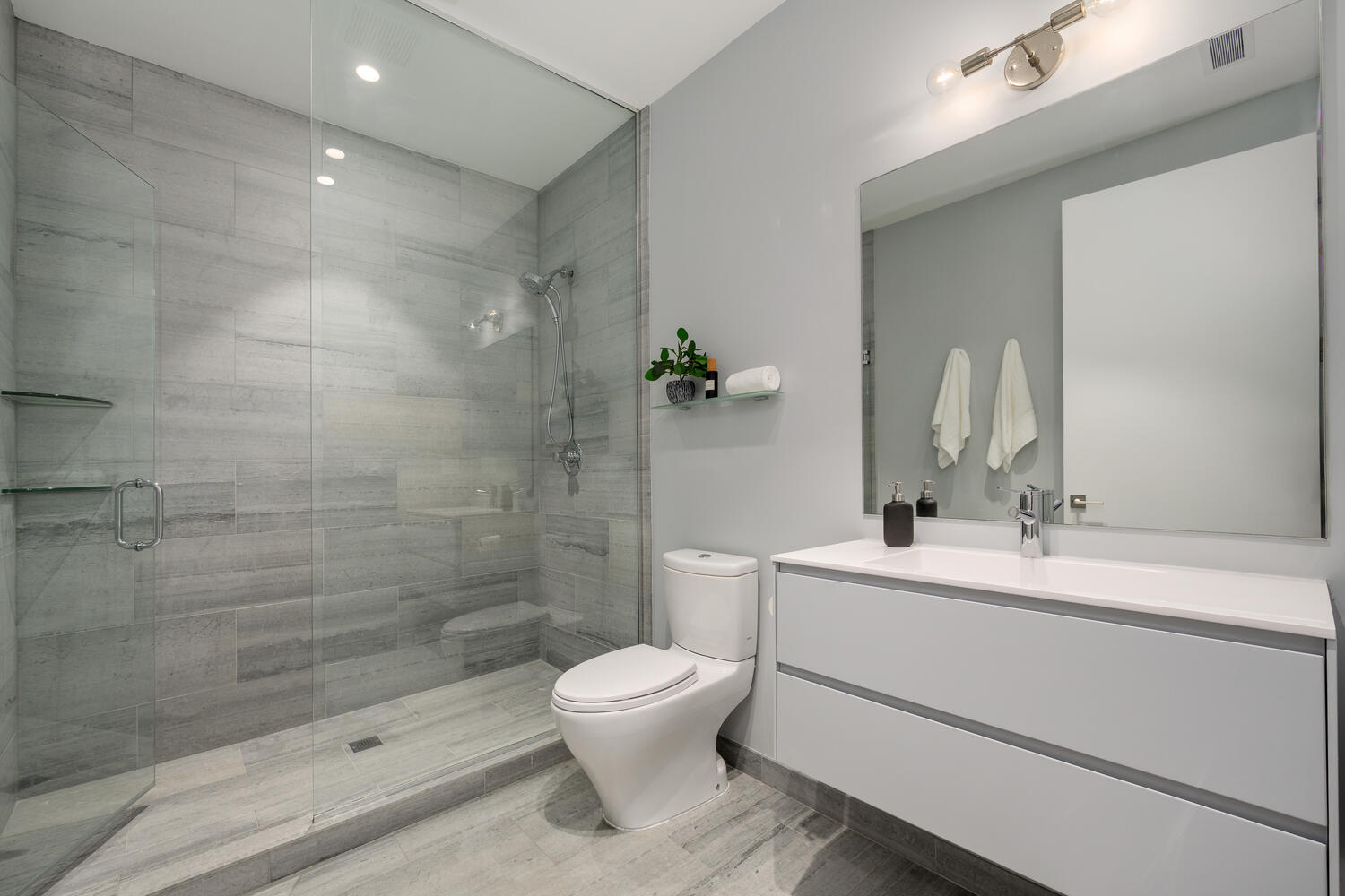 1625 North Burling Street, Unit 401 Chicago, IL 60614 - Photo 31 of 42