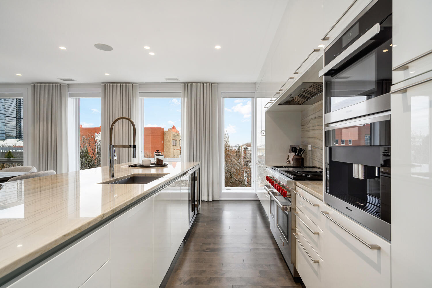 1625 North Burling Street, Unit 401 Chicago, IL 60614 - Photo 9 of 42