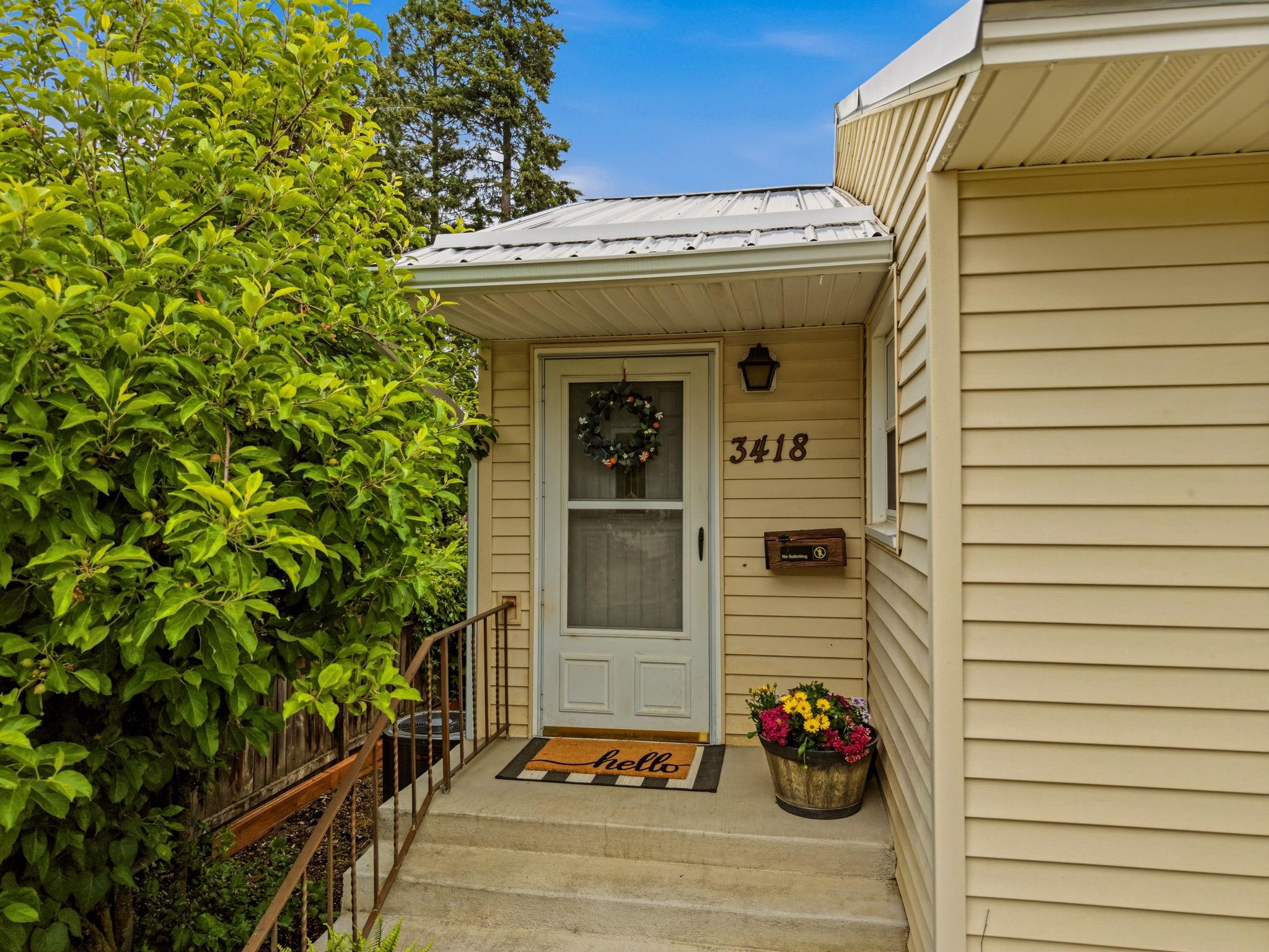 3418 West Queen Place Spokane, WA 99205 - Photo 2 of 44