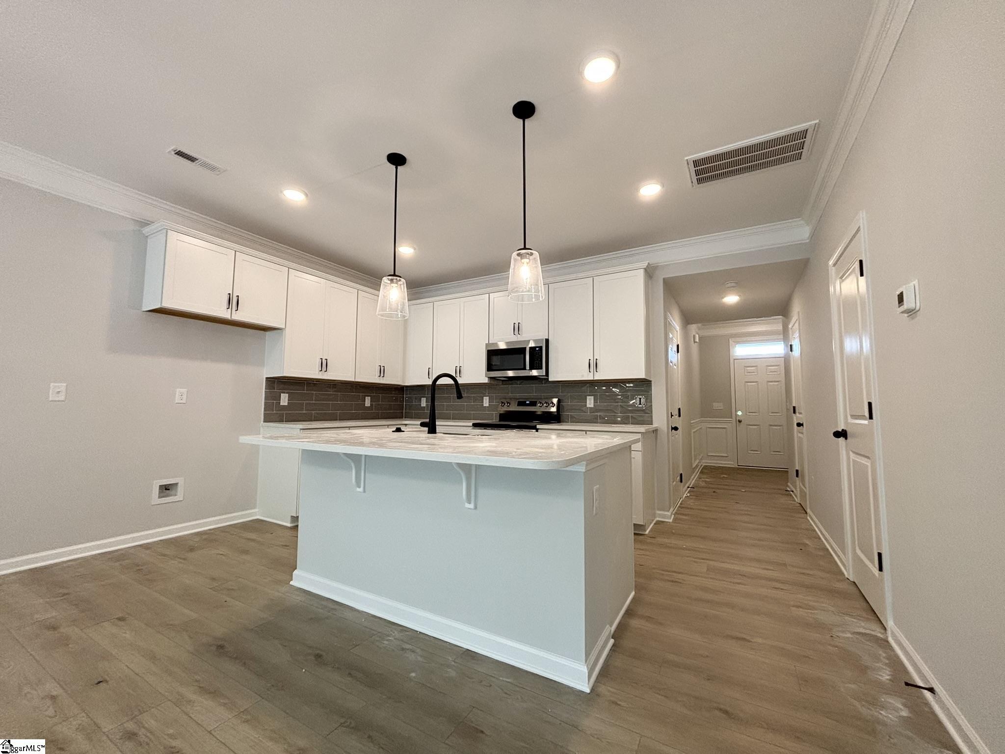 520 Pennystone Lane Simpsonville, SC 29681 - Photo 2 of 15