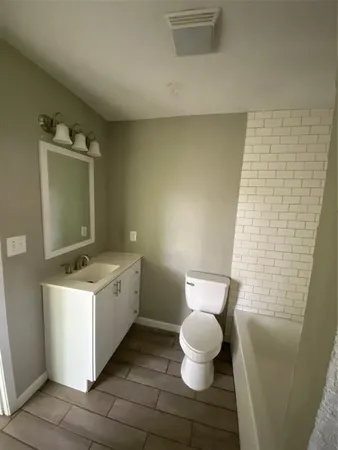 $1,250 | 612 North Avenue B, Freeport, TX 77541