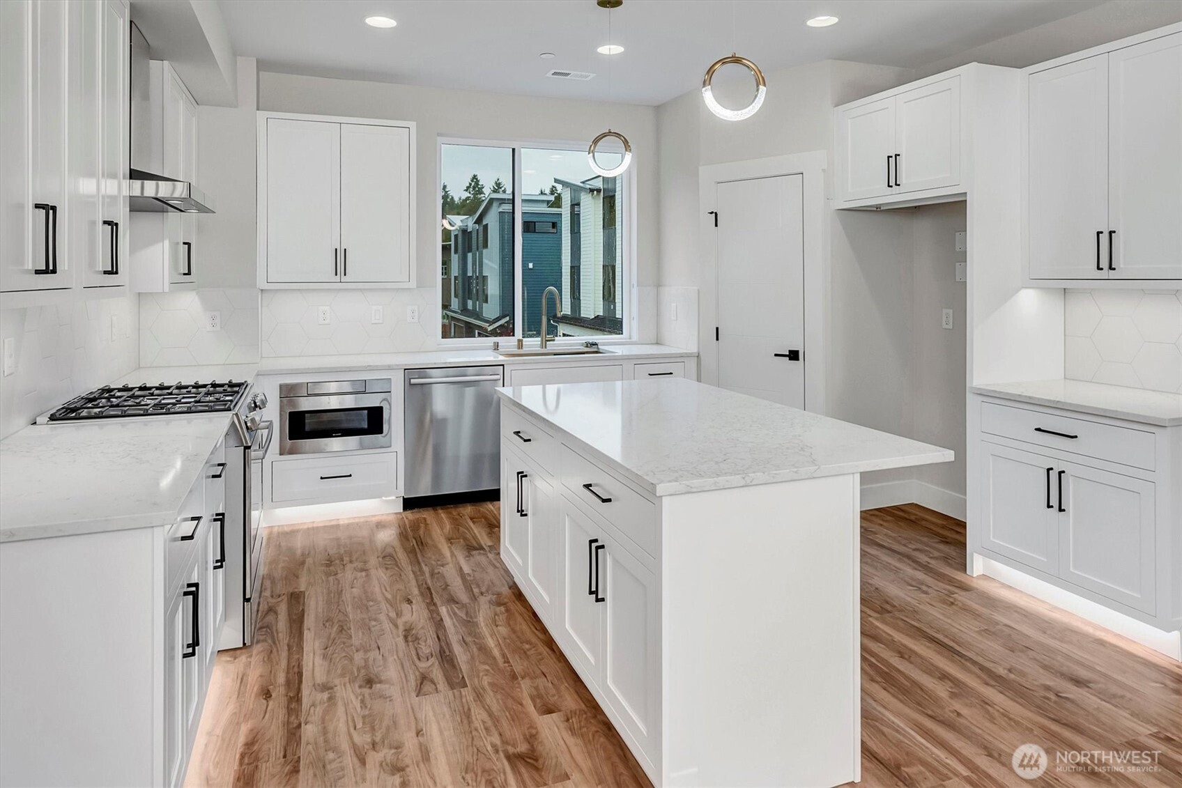 1515 243rd Place Southwest, Unit B Bothell, WA 98021 - Photo 19 of 39