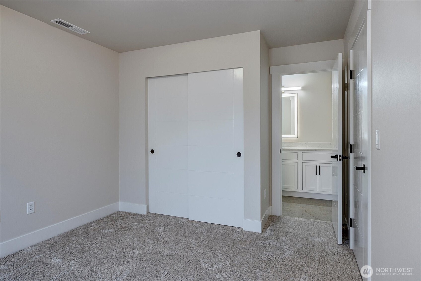 1515 243rd Place Southwest, Unit B Bothell, WA 98021 - Photo 7 of 39