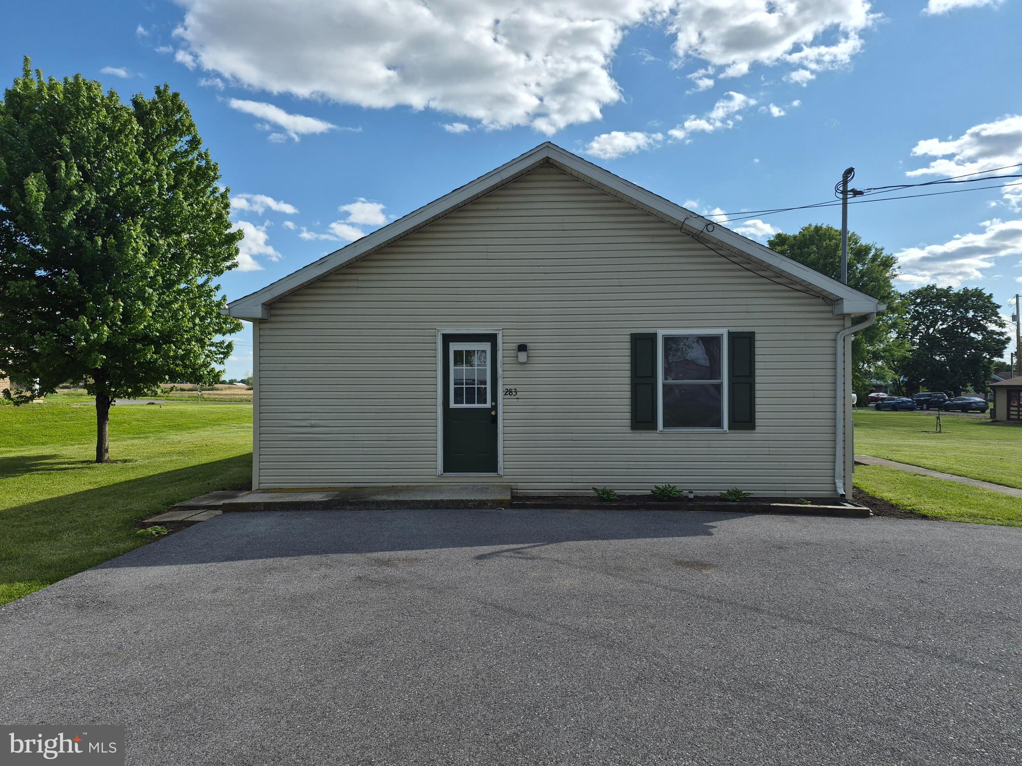 283 Colorado Street Marion, PA 17235 - Photo 2 of 26 side entrance & parking area