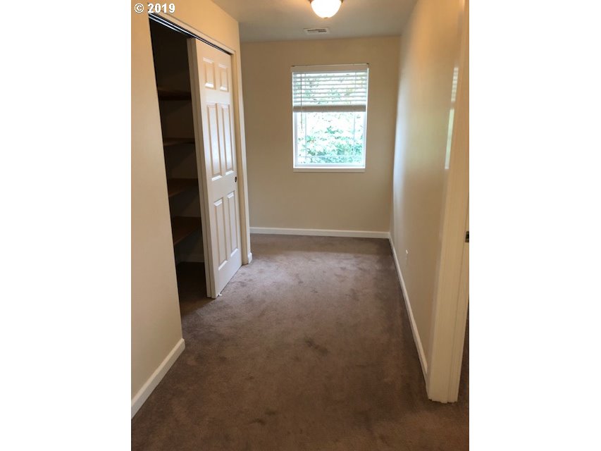 1099 Anderson Lane Springfield, OR 97477 - Photo 16 of 32