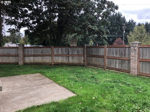 1099 Anderson Lane Springfield, OR 97477 - Photo 28 of 32