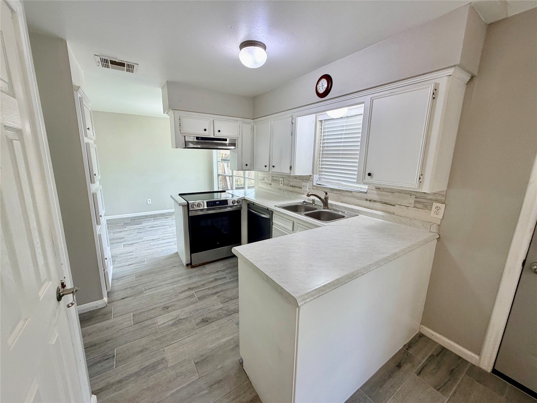 7876 Bender Road Humble, TX 77396 - Photo 8 of 28