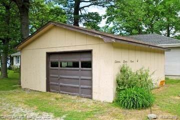 7490 Port Austin Road Caseville, MI 48725 - Photo 15 of 16 7490PtAustinGarage.jpg