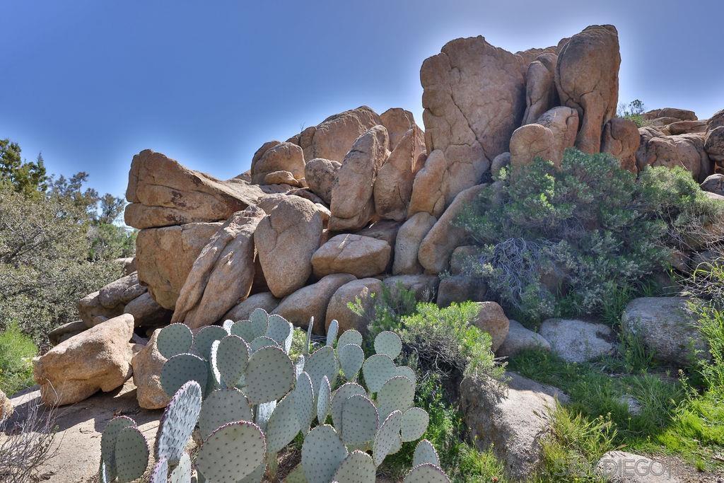 0 Tower & 3 Homes Jacumba, CA 91934 - Photo 11 of 41 a close up of a blue and white house