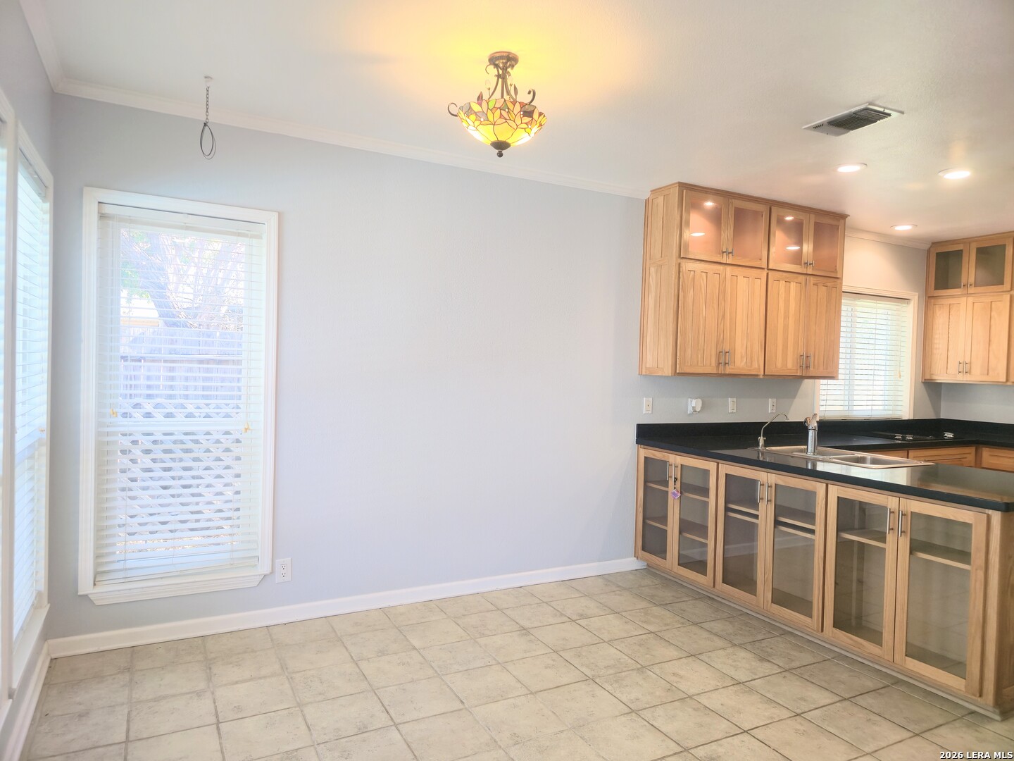 6321 Bowman Ridge San Antonio, TX 78249 - Photo 5 of 27