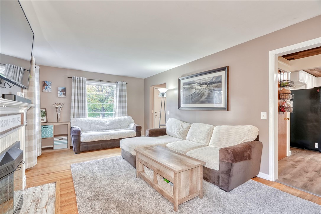 284 Belmeade Road Irondequoit, NY 14617 - Photo 15 of 41