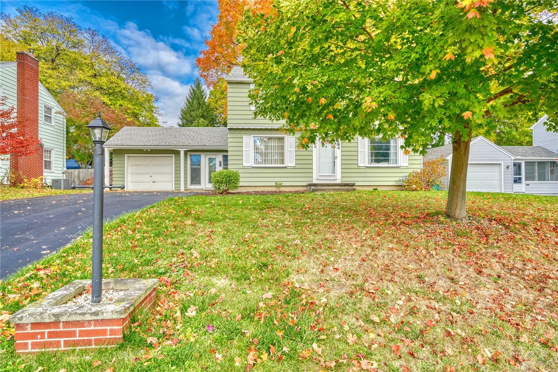 284 Belmeade Road Irondequoit, NY 14617 - Photo 3 of 41