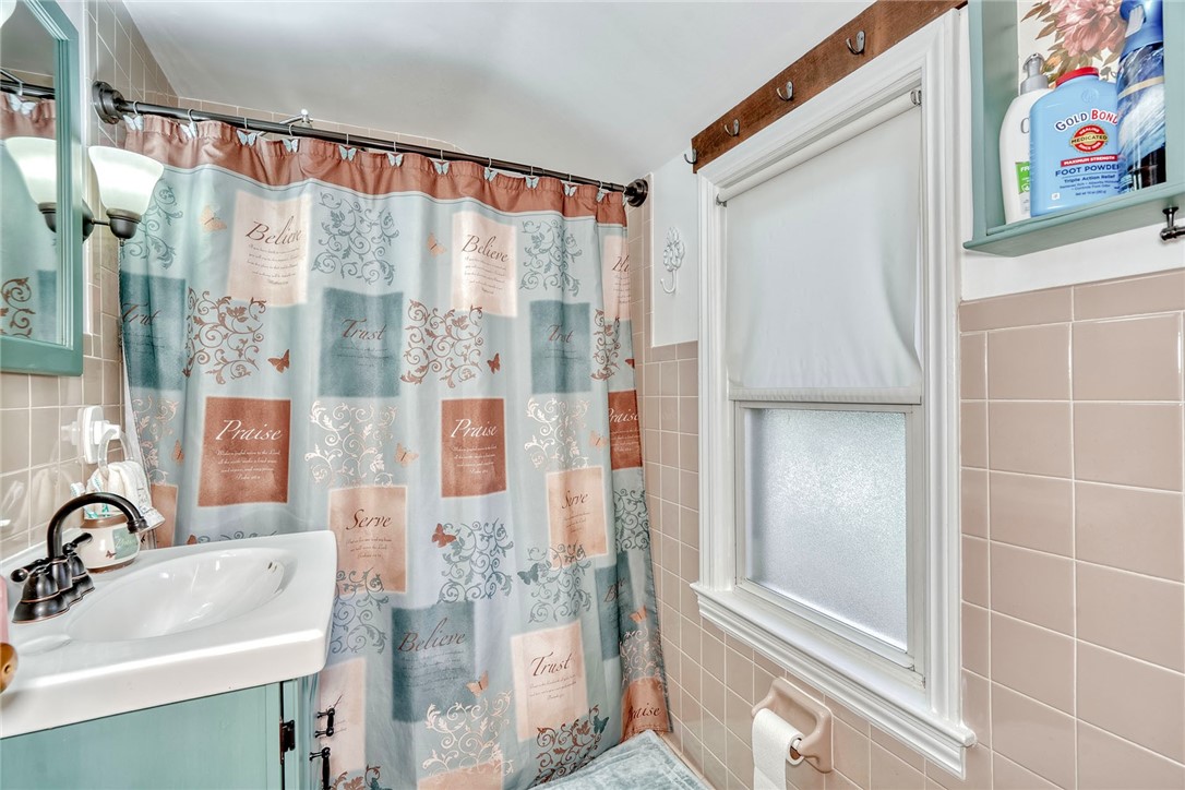 284 Belmeade Road Irondequoit, NY 14617 - Photo 36 of 41