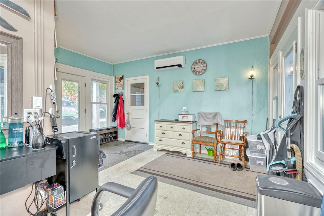 284 Belmeade Road Irondequoit, NY 14617 - Photo 6 of 41