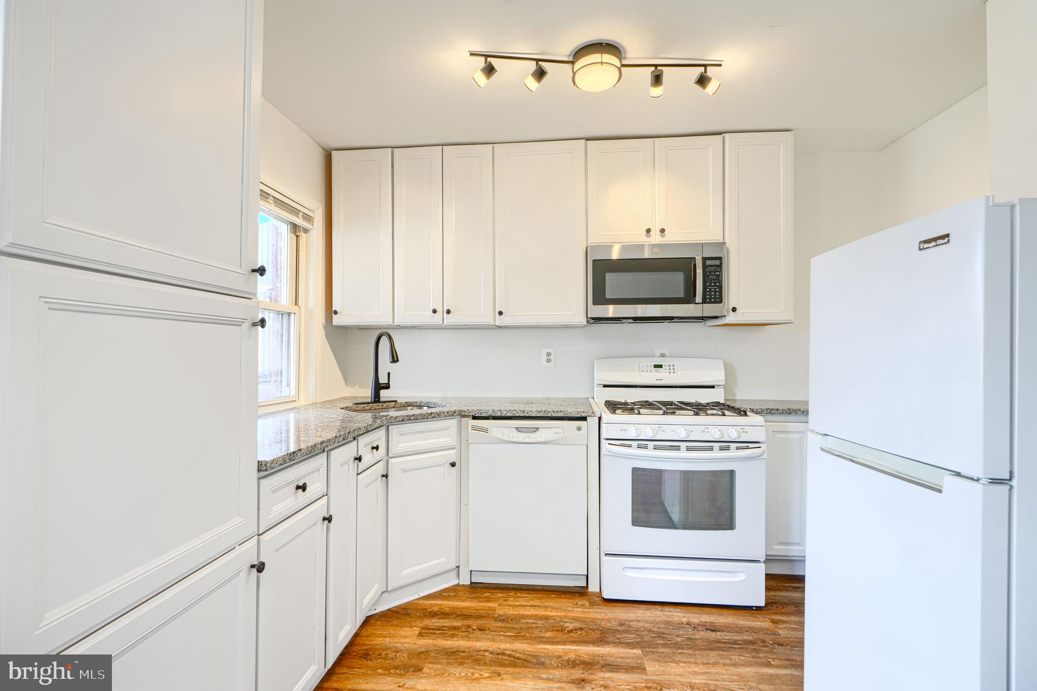 8032 Gray Haven Road Baltimore, MD 21222 - Photo 5 of 19 Kitchen