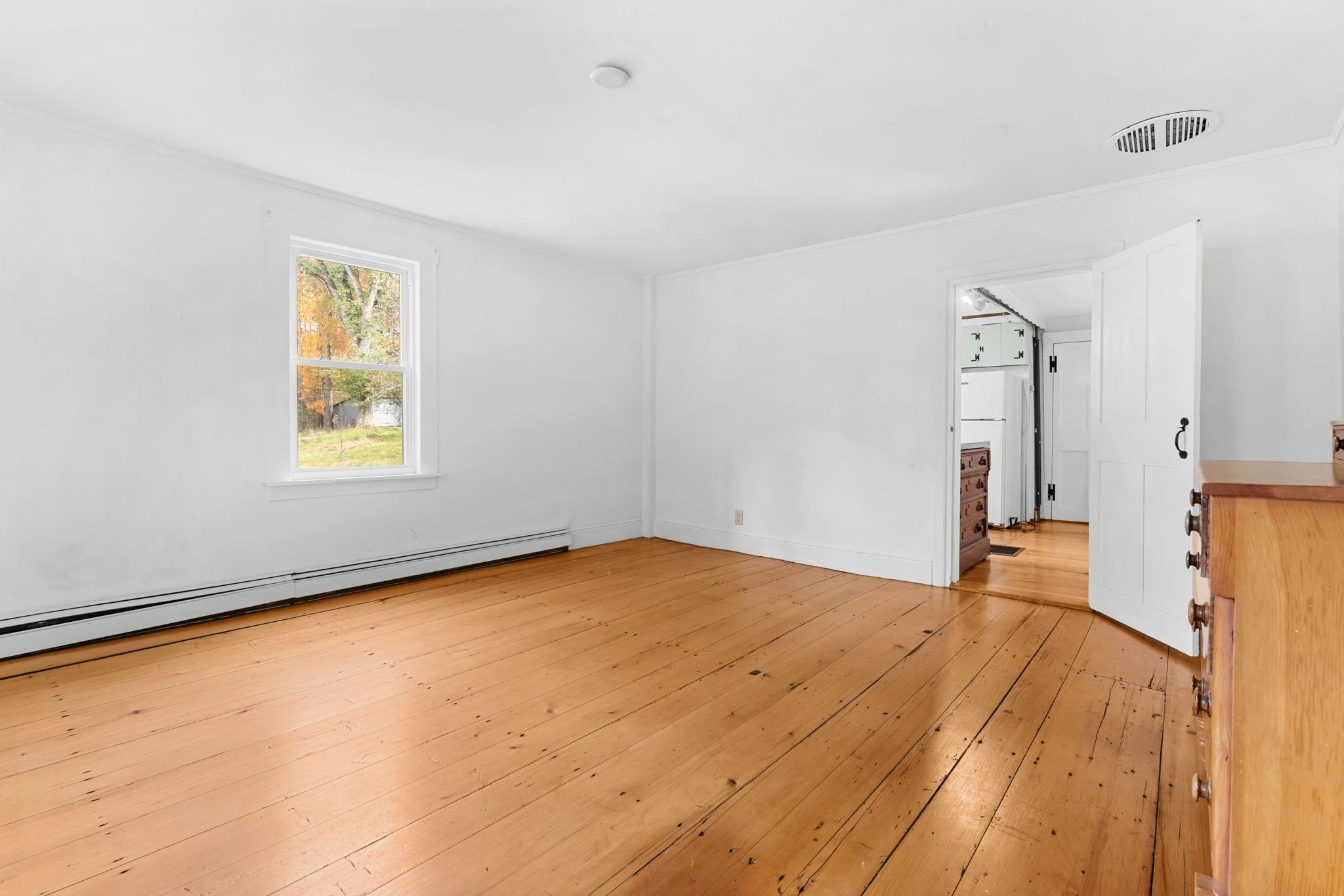 1026 E Road Berlin, VT 05641 - Photo 7 of 39