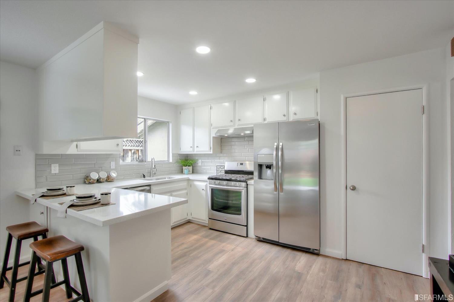 5944 Mohawk Drive San Jose, CA 95123 - Photo 7 of 22