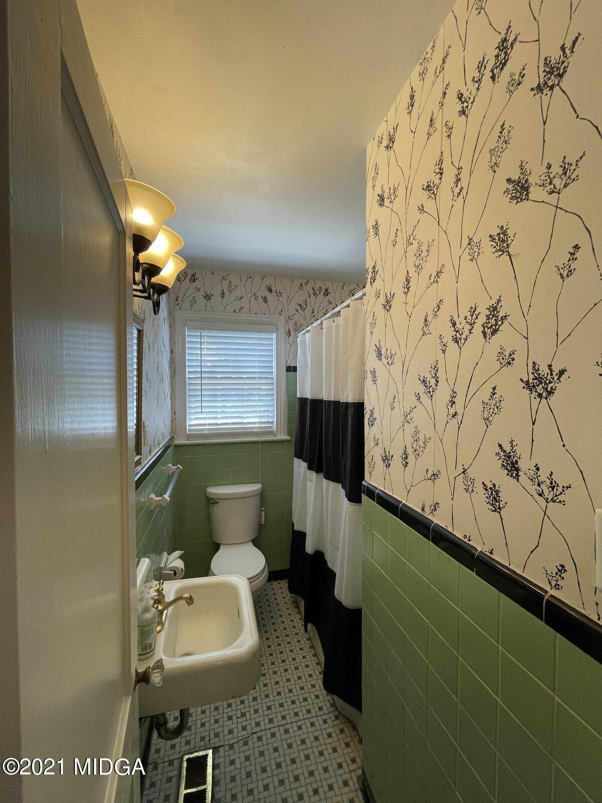 1647 Hawthorne Road Macon, GA 31211 - Photo 25 of 27 IMG_4398