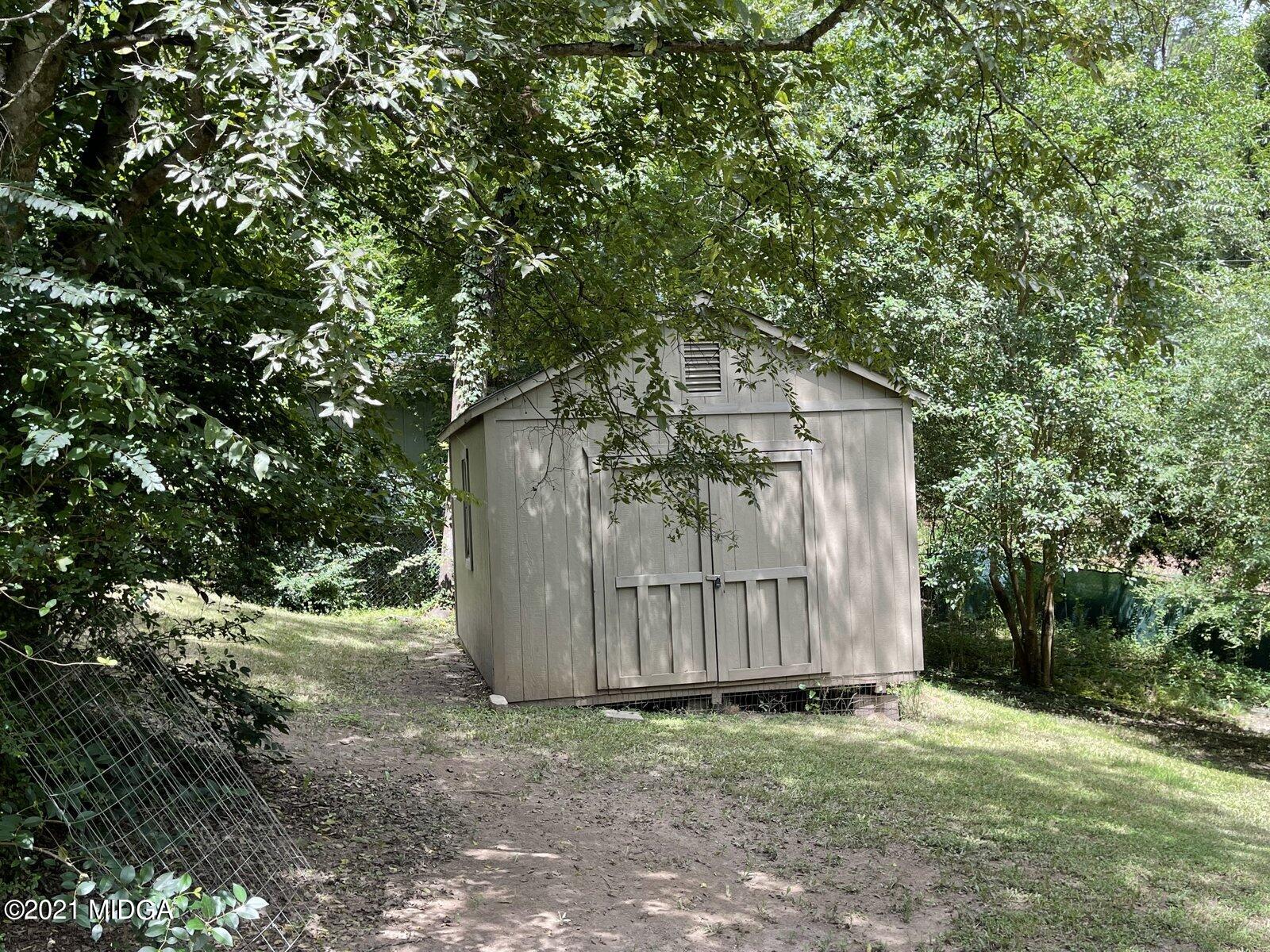 1647 Hawthorne Road Macon, GA 31211 - Photo 27 of 27 IMG_4375