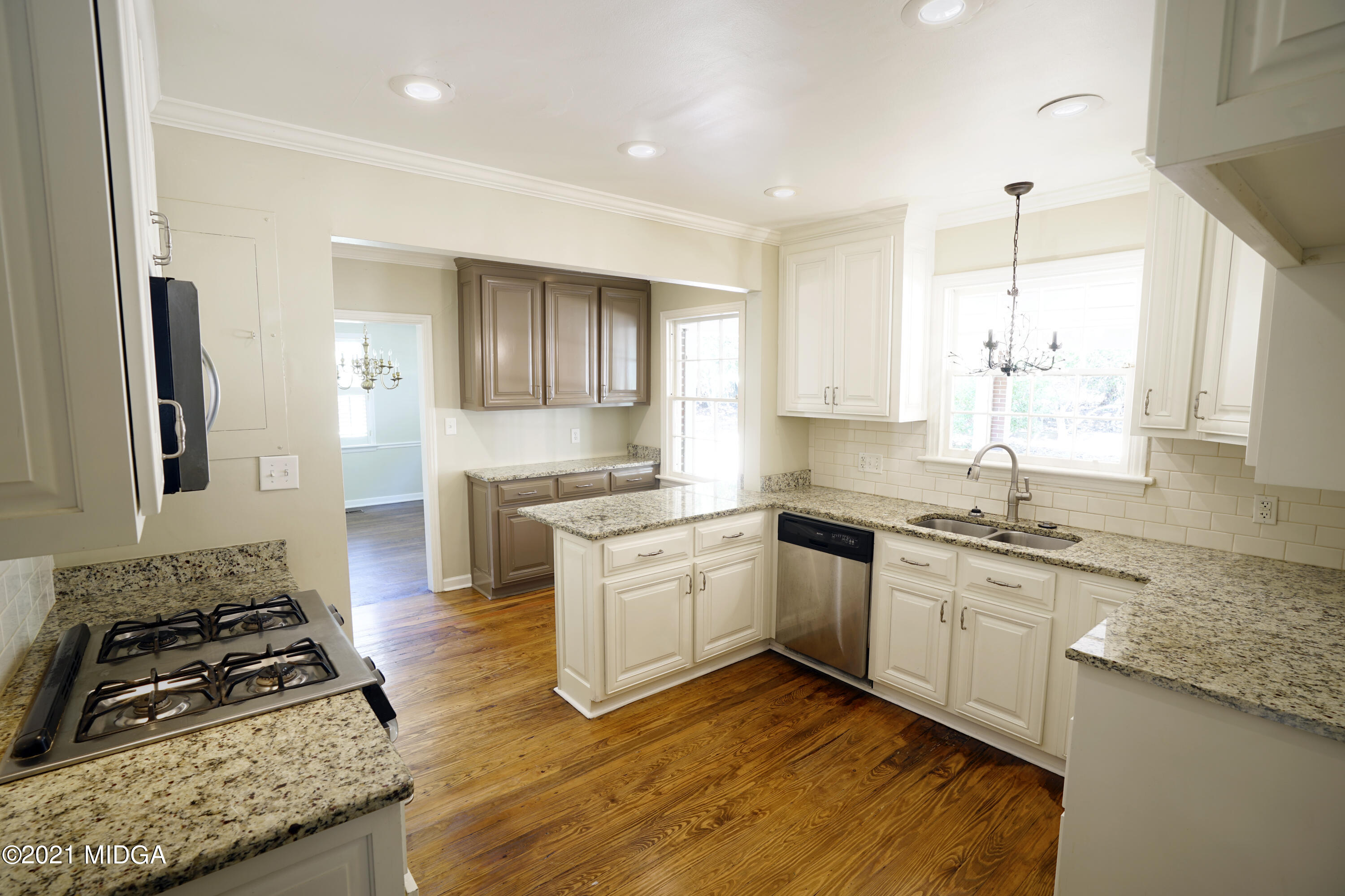 1647 Hawthorne Road Macon, GA 31211 - Photo 5 of 27 _DSC1141-final