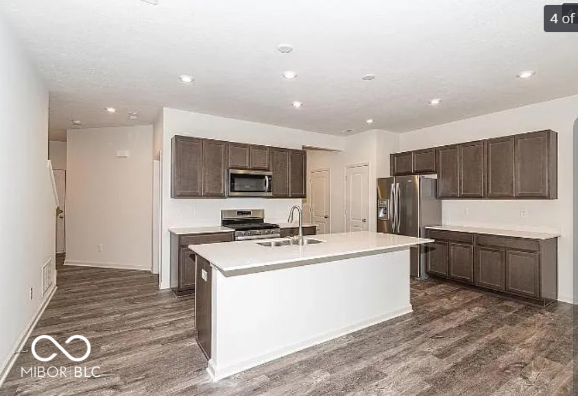 13508 Dewpoint Lane Fishers, IN 46037 - Photo 4 of 30