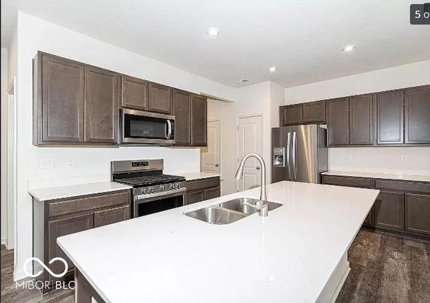 13508 Dewpoint Lane Fishers, IN 46037 - Photo 5 of 30