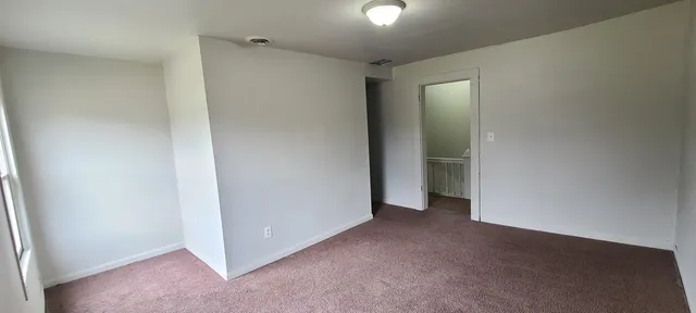 $104,900 | 421 7th Avenue, Rochelle, IL 61068