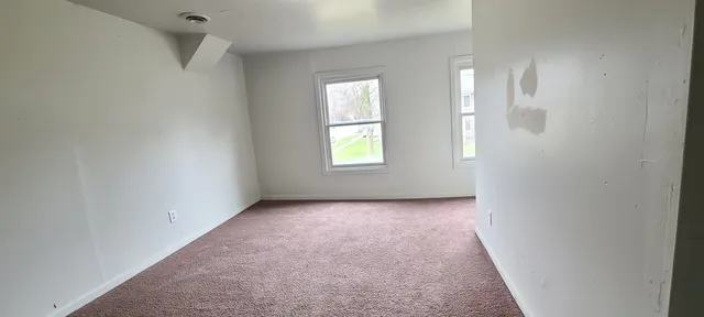 $104,900 | 421 7th Avenue, Rochelle, IL 61068