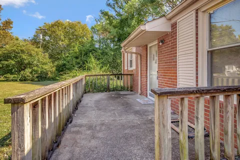 $289,000 | 61 Lyle Lane, Nashville, TN 37210